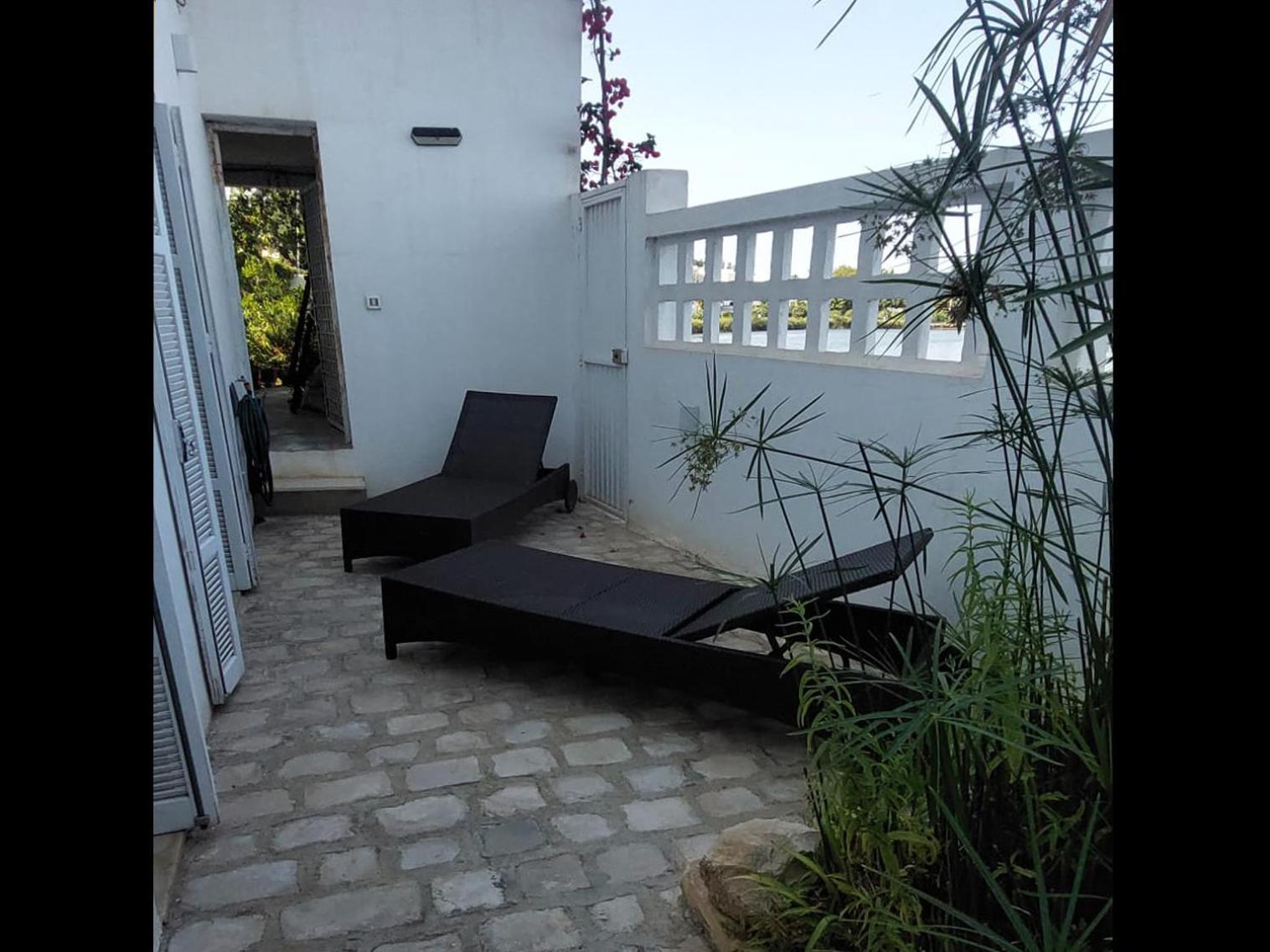 "L'Abri Cotier" Appartement 3 Chambres Haut Standing Port Punique Carthage Douar ech Chott Exterior photo